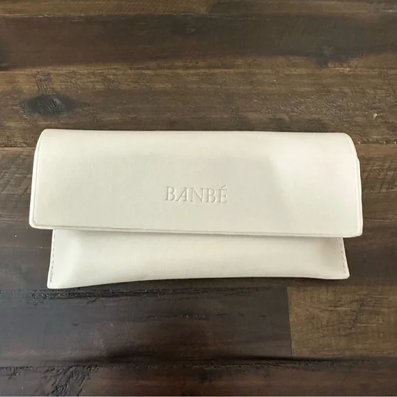 Banbé Sunglasses - Picture 2 of 5